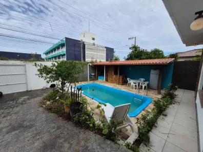 Imóvel Comercial com 4 Quartos para alugar, 145m² no Balneário, Florianópolis