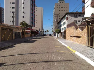 Sobrado com 3 Quartos à venda, 178m² no Guilhermina, Praia Grande