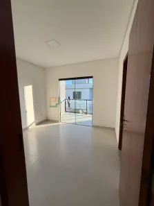 Casa com 3 Quartos à venda, 120m² no Lagoa, Macaé