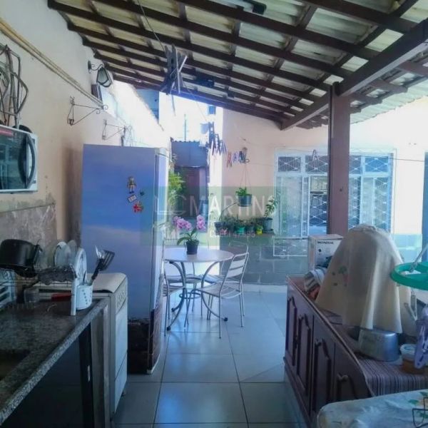Casa com 3 quartos — Planalto, Belo Horizonte