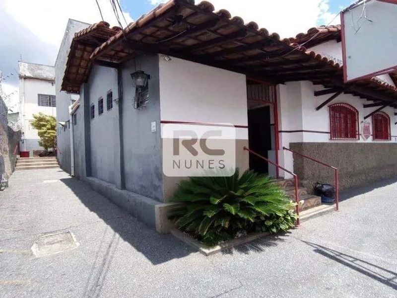 Casa com 1 quarto — Santa Efigênia, Belo Horizonte