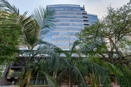 Sala Comercial com 1 Quarto para alugar, 220m² no Cambuí, Campinas