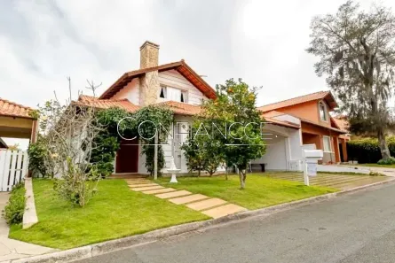 Casa de Condomínio com 4 Quartos para alugar, 229m² no São Braz, Curitiba