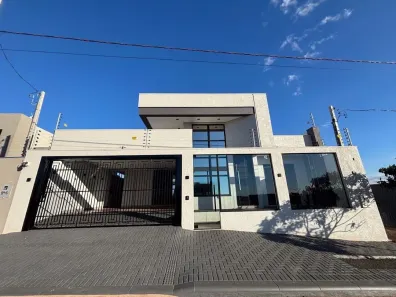 Casa com 3 Quartos à venda, 301m² no Recanto Tropical, Cascavel