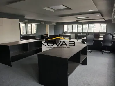 Sala Comercial para alugar, 260m² no Vila Olímpia, São Paulo