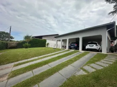 Casa com 5 Quartos à venda, 250m² no Centro, Águas de São Pedro
