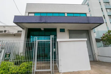 Prédio Comercial à venda, 743m² no Cavalhada, Porto Alegre