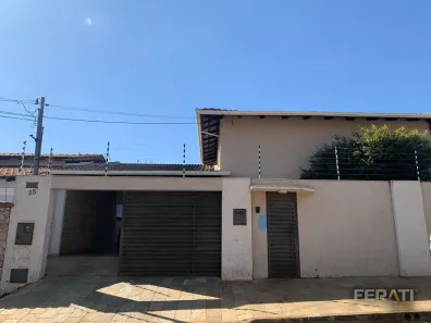 Casa com 3 Quartos à venda, 270m² no Vila Santa Isabel, Anápolis