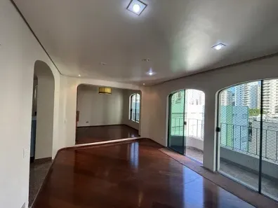 Apartamento com 3 Quartos para alugar, 138m² no Santa Cecília, São Paulo