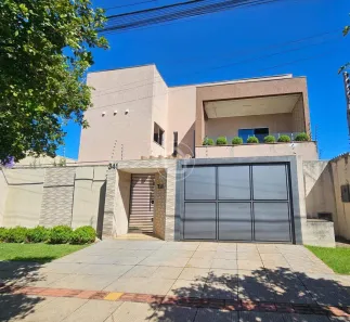 Sobrado com 4 Quartos à venda, 299m² no Vila Margarida, Campo Grande