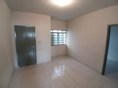 Casa com 2 Quartos para alugar, 70m² no Vila Gumercindo, São Paulo