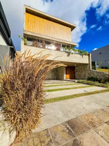 Casa com 4 Quartos à venda, 390m² no São Vicente, Gravataí