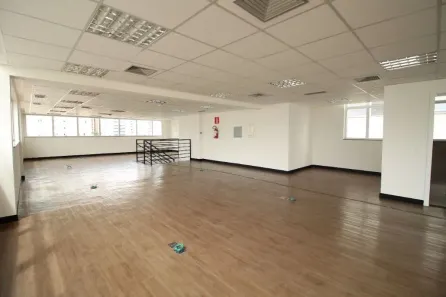 Sala Comercial para alugar, 241m² no Santo Agostinho, Belo Horizonte
