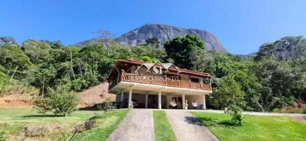 Fazenda/Sítio com 2 Quartos à venda, 100m² no Alto da Serra, Petrópolis