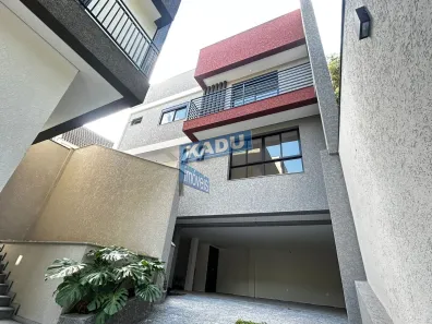 Casa de Condomínio com 2 Quartos à venda, 212m² no Ahú, Curitiba