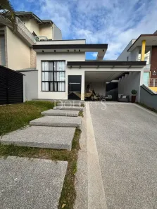 Casa de Condomínio com 3 Quartos para venda ou aluguel, 170m² no Parque Residencial Itapeti, Mogi das Cruzes