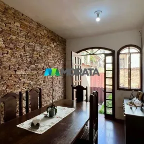 Casa com 5 Quartos à venda, 159m² no Colégio Batista, Belo Horizonte
