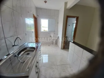 Casa com 1 Quarto para alugar, 25m² no Jardim Guarapiranga, São Paulo