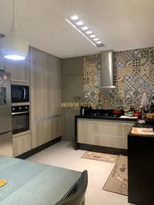 Sobrado com 3 Quartos à venda, 220m² no Jardim Quaresmeira II, Suzano