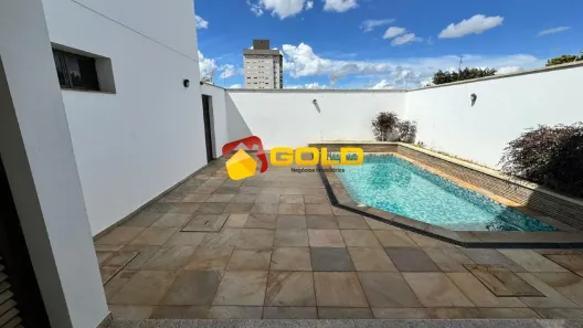 Casa com 5 Quartos para alugar, 379m² no Fundinho, Uberlândia