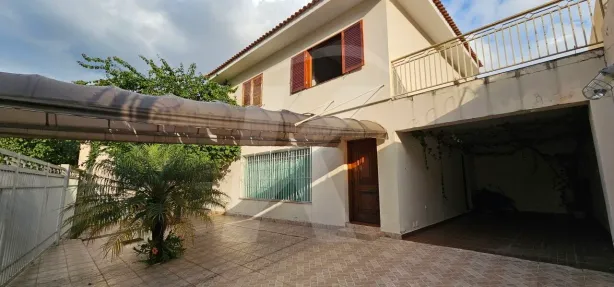 Sobrado com 4 Quartos à venda, 252m² no Jardim Virginia Bianca, São Paulo