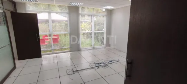 Sala Comercial com 2 Quartos à venda, 90m² no Loteamento Center Santa Genebra, Campinas