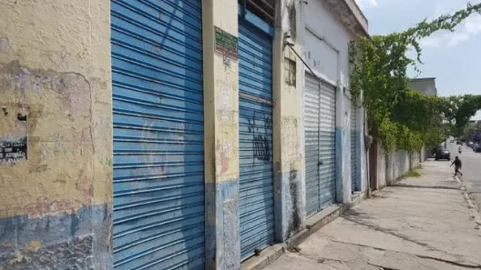 Lote/Terreno à venda, 1000m² no Olinda, Nilópolis