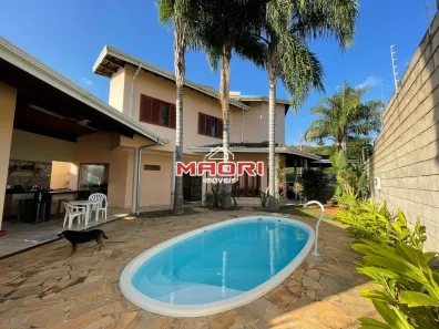 Sobrado com 3 Quartos à venda, 312m² no Parque das Colinas, Valinhos