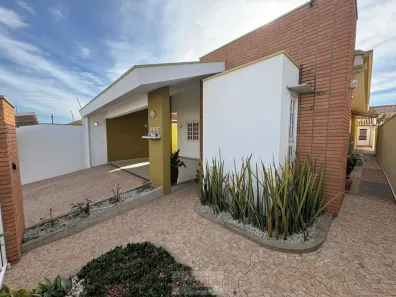 Casa com 3 Quartos à venda, 210m² no Saúde, Mogi Mirim