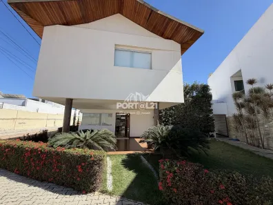 Casa de Condomínio com 4 Quartos à venda, 300m² no Fernando Idalino, Petrolina