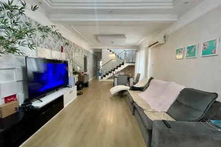 Sobrado com 3 Quartos à venda, 156m² no Guilhermina, Praia Grande