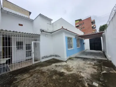 Casa com 3 Quartos à venda, 70m² no Olaria, Rio de Janeiro