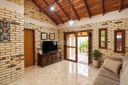 Casa com 2 Quartos à venda, 132m² no Partenon, Porto Alegre