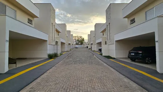 Casa de Condomínio com 4 Quartos à venda, 231m² no Cardoso Continuação, Aparecida de Goiânia