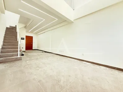 Sala Comercial para venda ou aluguel, 68m² no Condomínio Residencial Euroville, Bragança Paulista