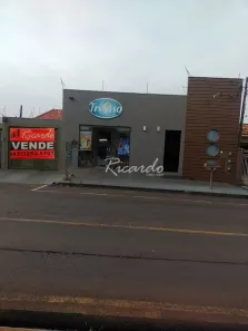 Casa com 3 Quartos à venda, 247m² no Conjunto Centauro, Arapongas