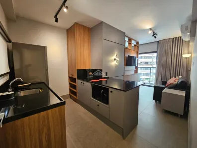 Apartamento com 1 Quarto para alugar, 40m² no Cambuí, Campinas
