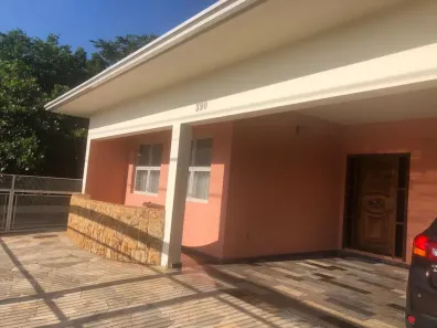 Casa com 4 Quartos à venda, 275m² no Jardim Maria Izabel, Marília