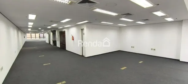 Sala Comercial para alugar, 306m² no Centro Histórico, Porto Alegre