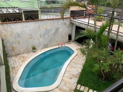 Sobrado com 4 Quartos à venda, 231m² no Independência, São Bernardo do Campo