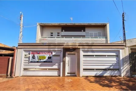 Sobrado com 3 Quartos à venda, 343m² no Centro, Sertãozinho