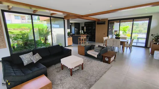 Casa de Condomínio com 3 Quartos à venda, 426m² no Nossa Senhora da Saúde, Caxias do Sul