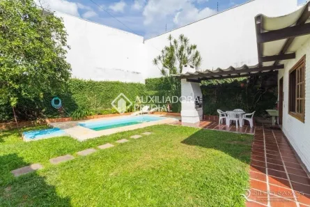 Casa com 4 Quartos para alugar, 300m² no Chácara das Pedras, Porto Alegre