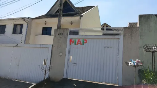 Sobrado com 2 Quartos para alugar, 104m² no Xaxim, Curitiba
