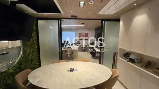 Sala Comercial à venda, 96m² no Setor Bueno, Goiânia