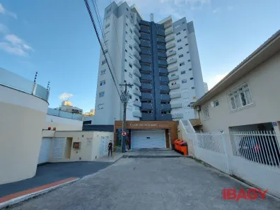 Apartamento com 2 Quartos para alugar, 70m² no Itacorubi, Florianópolis