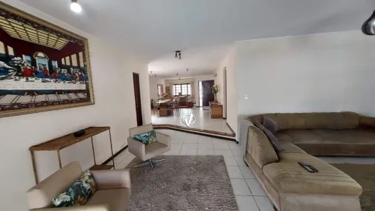 Casa com 4 Quartos à venda, 300m² no Jardim Residencial Doutor Lessa, Pindamonhangaba