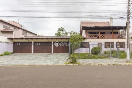 Sobrado com 4 Quartos à venda, 479m² no Marechal Rondon, Canoas