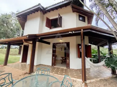Casa com 4 Quartos para alugar, 350m² no Parque Jatibaia (Sousas), Campinas