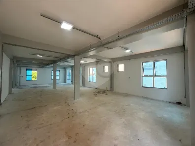 Galpão/Depósito/Armazém para alugar, 500m² no Chácara Inglesa, São Paulo